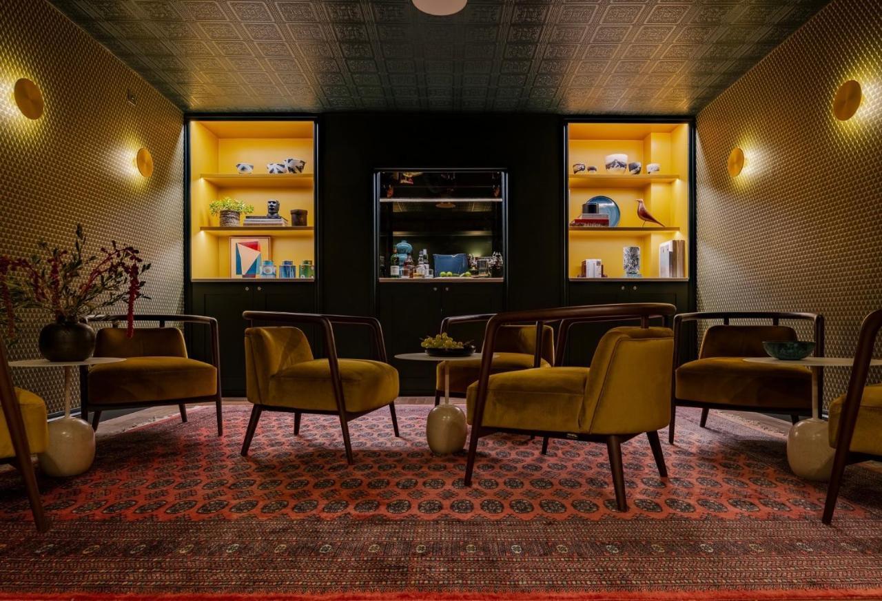 Leighton House - Boutique Guesthouse Бат Екстериор снимка The Library at The Standard London